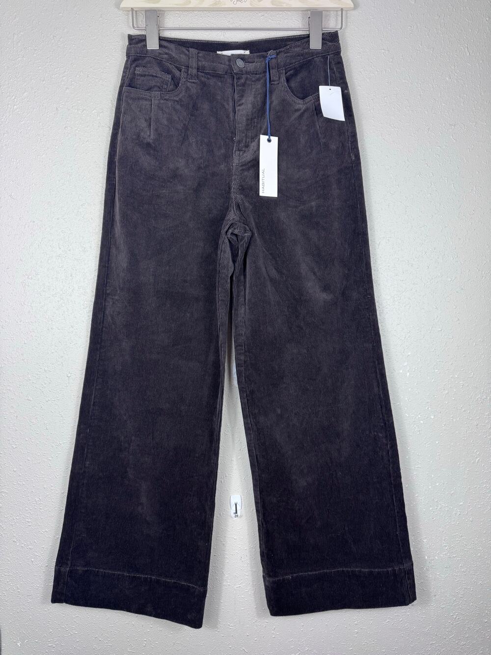 NWT Habitual Espresso Brown Corduroy Pants Womens Size 2/26